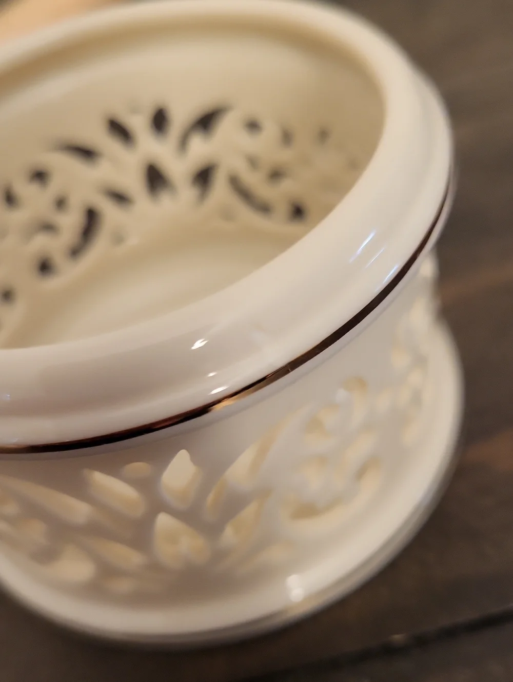 Lenox Illuminations Pierced Porcelain  Tea Light Candle Holder